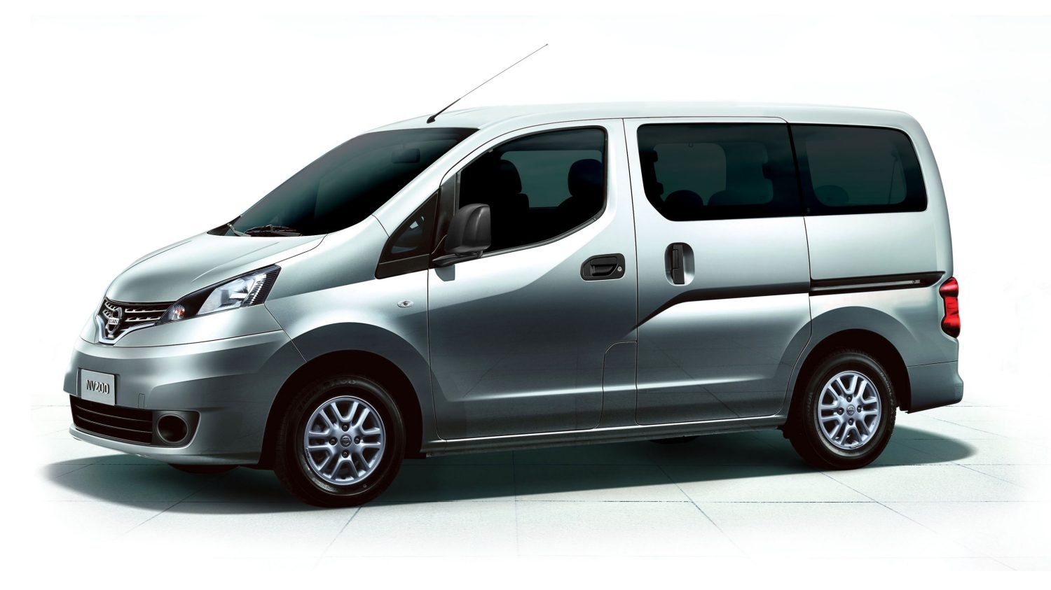 Nv200 mpv discount